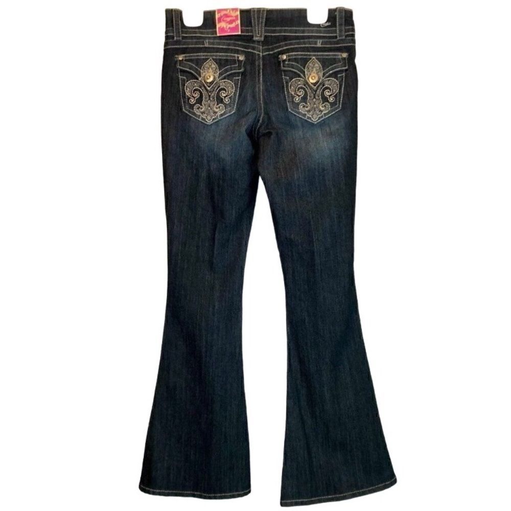 Candie’s Mid Rise Flared Jeans with Embroidery Detail in Dark Blue Womens 9 (Jr)